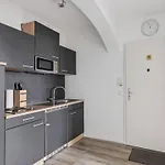 Prime Host Lovely