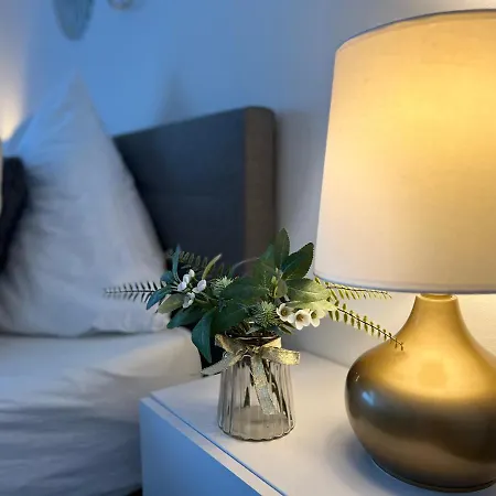 Prime Host Lovely
